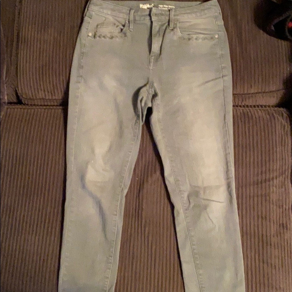 Mossimo Women’s High Rise Skinny Jean 6R 28 waist